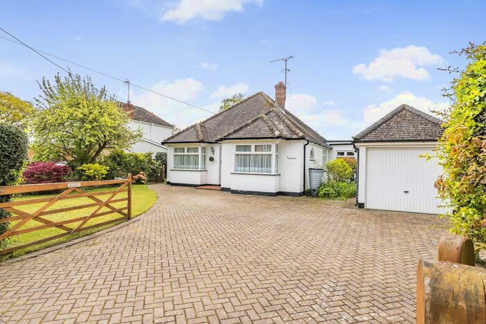 3 Bedroom Detached Bungalow For Sale In West End, Surrey, GU24