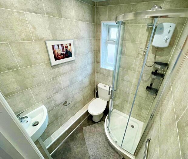 5 Bedroom House To Rent In Connaught Road, Liverpool, L7