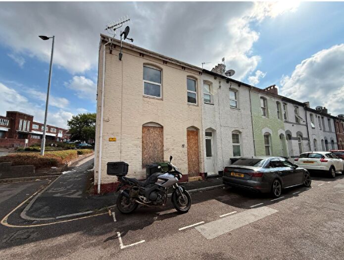 End Terrace House For Sale In Pulchrass Street, Barnstaple, Devon, Devon, EX32