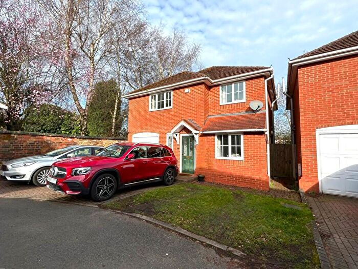 4 Bedroom Detached House To Rent In Parkfield Court, Two Gates, Tamworth, Staffordshire, B77