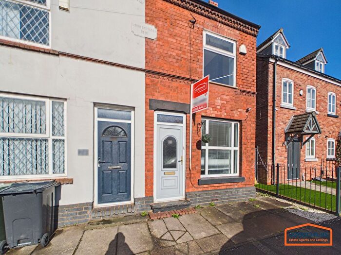 2 Bedroom Semi-Detached House For Sale In Brownhills Road, Walsall, WS8