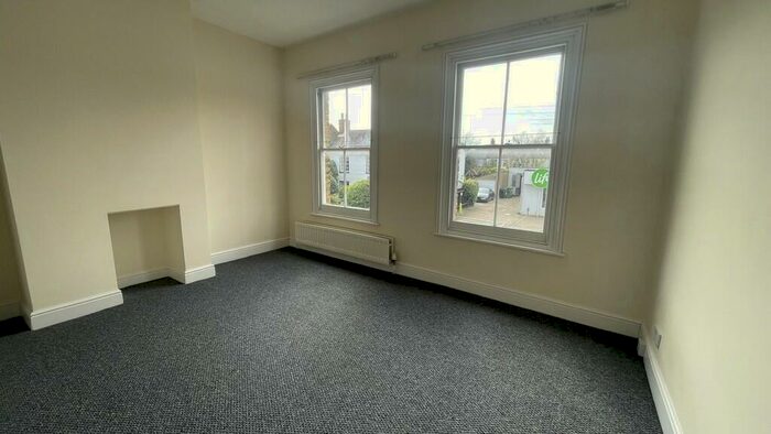 2 Bedroom Semi-Detached House For Sale In East Street, Southend-on-Sea, SS2