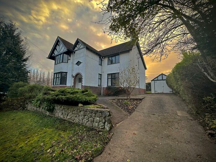 5 Bedroom Detached House To Rent In Tyddyn Street, Mold, CH7