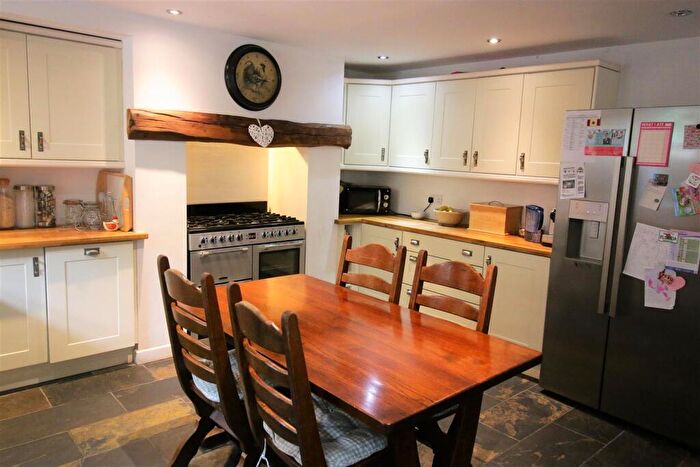 6 Bedroom Private Hall To Rent In Blades Street, Lancaster, LA1