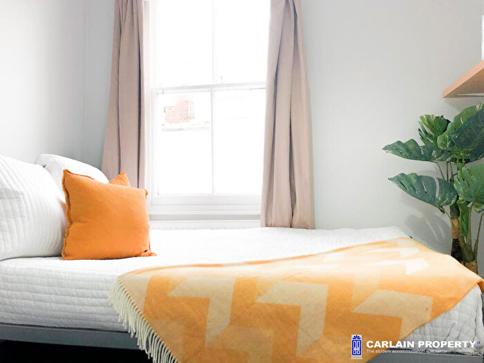 1 Bedroom Flat To Rent In Portland Square, Cheltenham, GL52