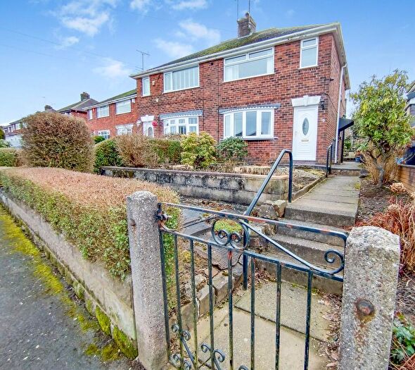 2 Bedroom Semi-Detached House For Sale In Ian Road, Newchapel, ST7