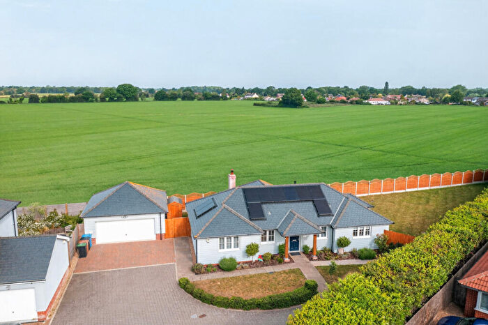 3 Bedroom Bungalow For Sale In Poppy Field, Brantham, Manningtree, Suffolk, CO11