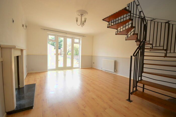 2 Bedroom End Of Terrace House To Rent In Amber Close, Pontprennau, Cardiff, CF23