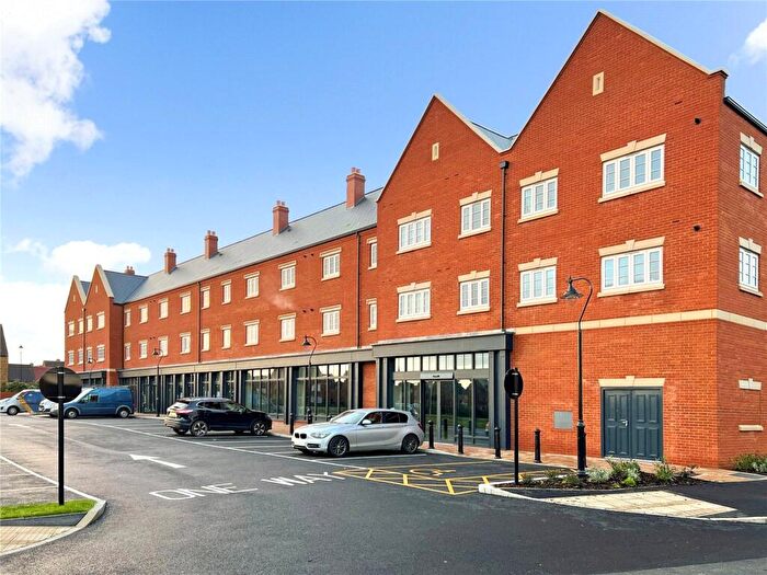 1 Bedroom Flat To Rent In Helene Close, Brackley, NN13