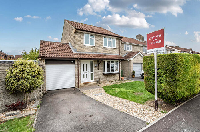 3 Bedroom Detached House For Sale In Brookfield Way, Street, BA16