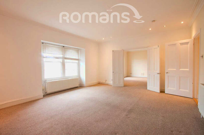 3 Bedroom Flat To Rent In Westfield Park, Redland, BS6