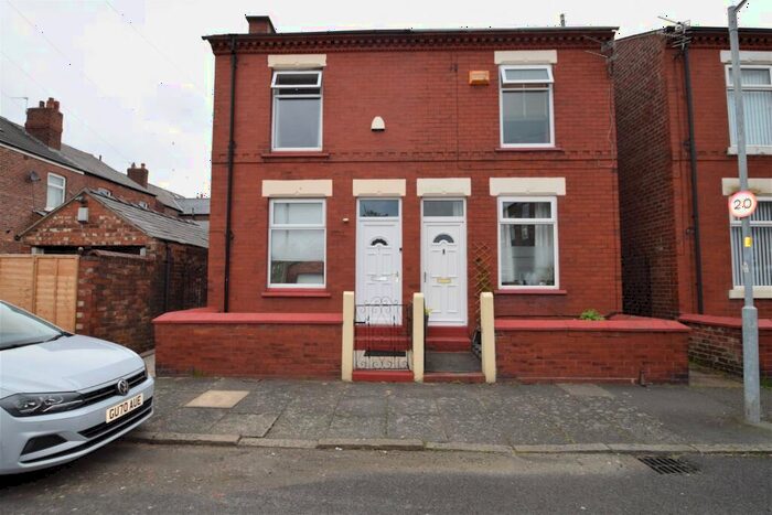 2 Bedroom Semi-Detached House To Rent In Cambrian Road, Stockport, SK3