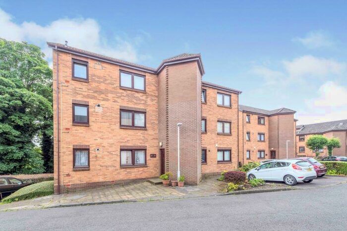 2 Bedroom Flat To Rent In The Kyles, Kirkcaldy, Fife, KY1
