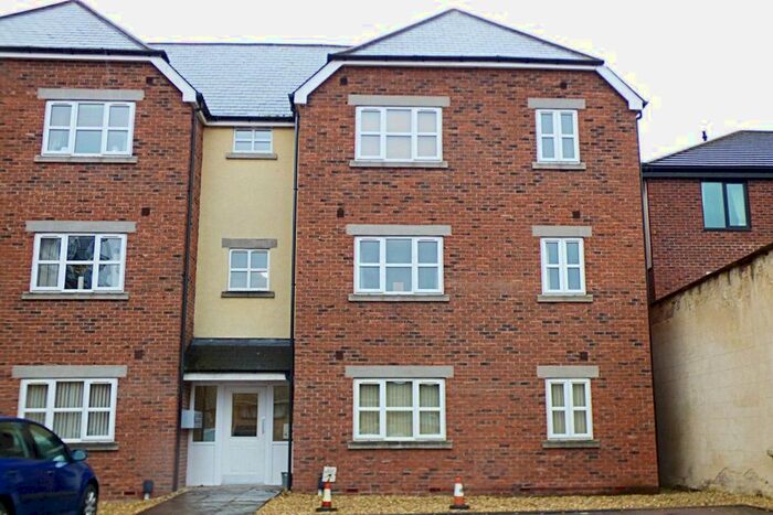 2 Bedroom Flat To Rent In Cedar Court, Folly Lane, Hereford, HR1
