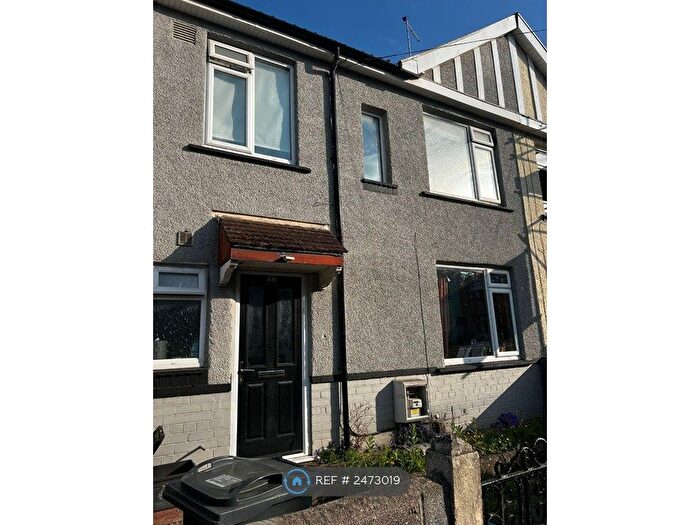 3 Bedroom Terraced House To Rent In Mansfield Street, Bristol, BS3