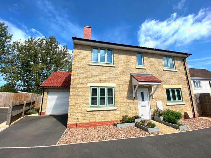 4 Bedroom Detached House For Sale In Herbert Gardens, Farmborough, Bath, BA2