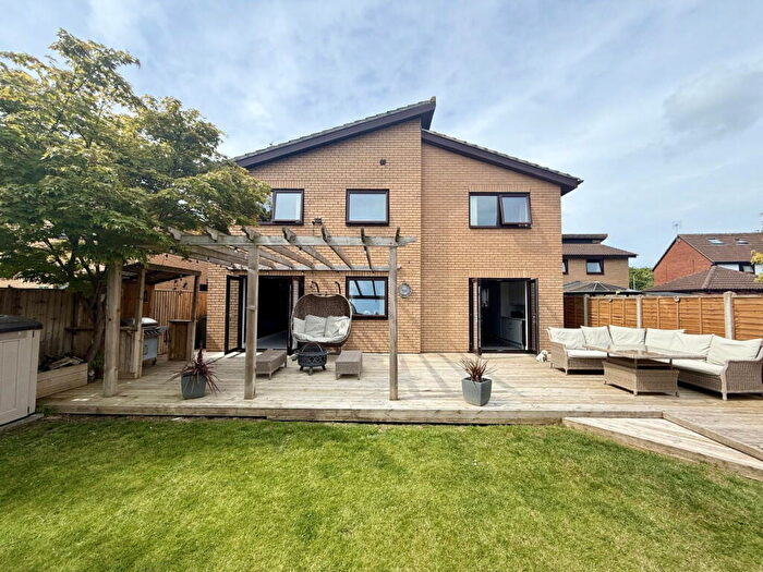 5 Bedroom Detached House For Sale In Homestead Court, Abbeymead, Gloucester, GL4