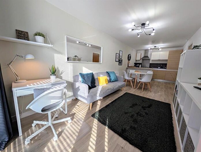 1 Bedroom Apartment To Rent In Bridport Street, Liverpool, L3