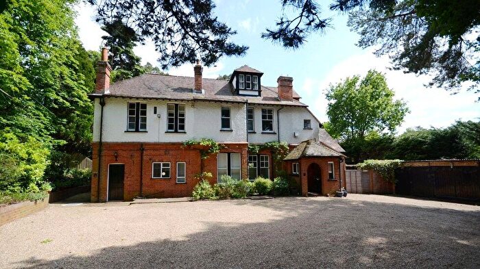 2 Bedroom Flat To Rent In Brockenhurst Road, Ascot, Berkshire, SL5