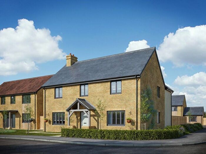 4 Bedroom Detached House For Sale In Loft Grove, MK43