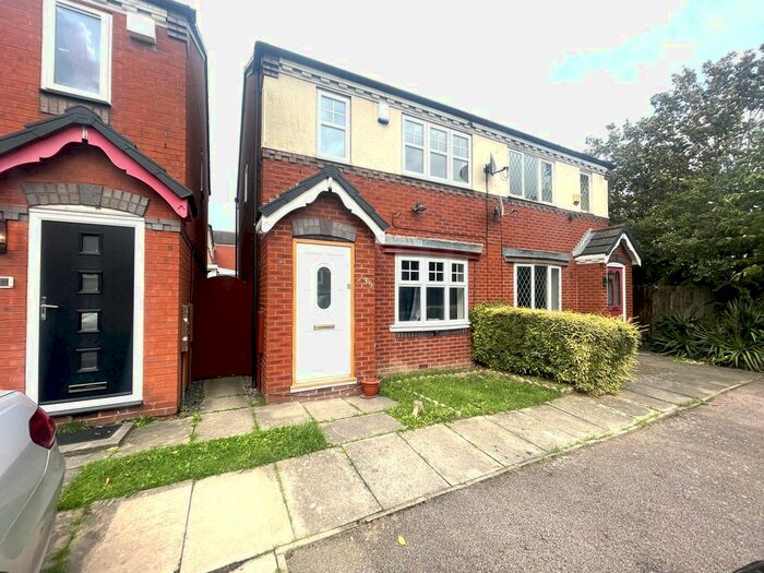 3 Bedroom Semi-Detached House To Rent In Woodruff Way, Walsall, WS5