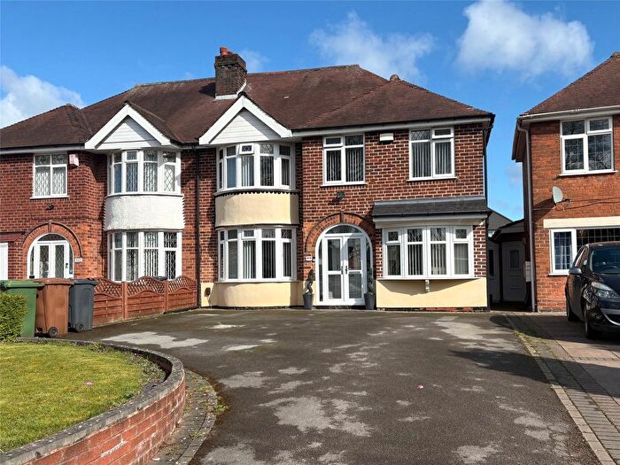 5 Bedroom Semi Detached House For Sale In Chester Road, Castle Bromwich, Birmingham, West Midlands, B36