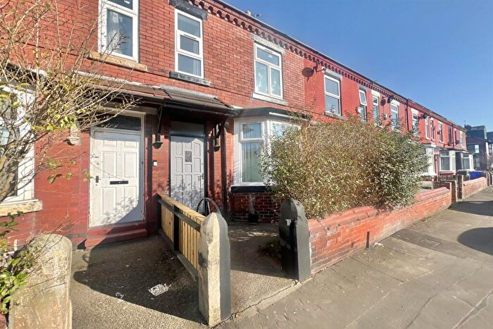 4 Bedroom Terraced House To Rent In Great Western Street, Manchester, M14