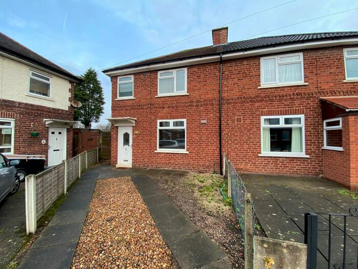 3 Bedroom House To Rent In Edward Street, Tamworth, B79