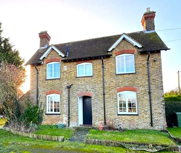 3 Bedroom Detached House For Sale In Copton Farm Cottages, Ashford Road, Sheldwich, ME13