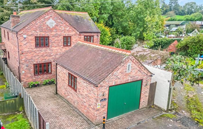 4 Bedroom Detached House For Sale In Wells Place, Cleobury Mortimer, Kidderminster, Shropshire, DY14