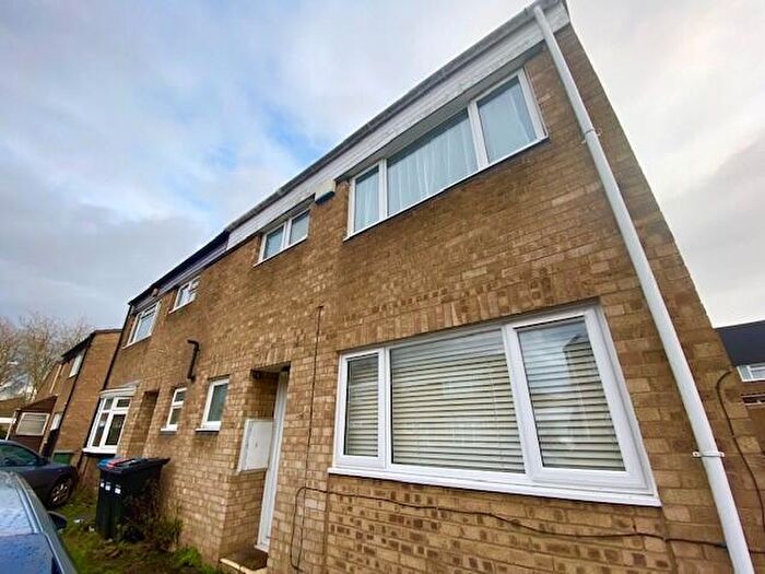 3 Bedroom Semi Detached House To Rent In Roveley Court, Stony Stratford, Milton Keynes, MK11