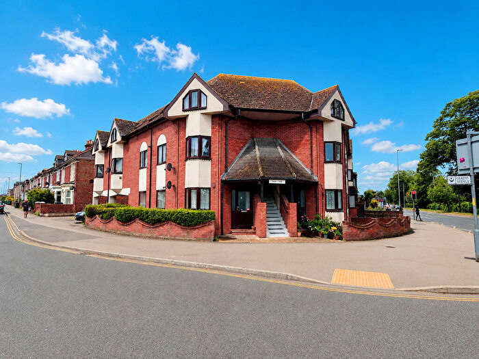 2 Bedroom Flat To Rent In Northern Parade, North End, PO2