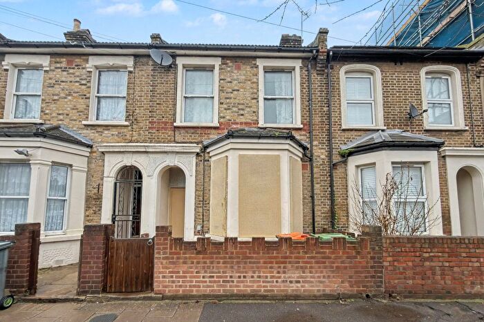 3 Bedroom Terraced House For Sale In Stock Street, London, E13