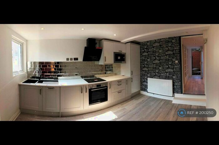 1 Bedroom Flat To Rent In Reading, Reading, RG1