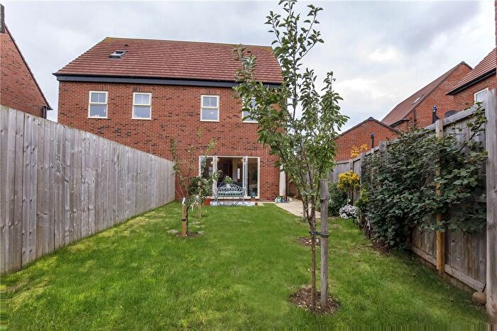 3 Bedroom Semi-Detached House To Rent In Hughlings Close, Green Hammerton, York, North Yorkshire, YO26