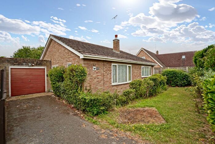 2 Bedroom Bungalow For Sale In Squires Close, Somersham, Huntingdon, PE28
