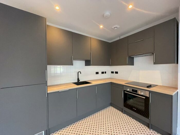 2 Bedroom Apartment To Rent In Bank Street, Bolton, BL1