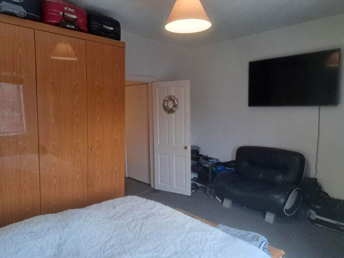 3 Bedroom Terraced House For Sale In Wesley Road, Erdington, Birmingham, West Midlands, B23