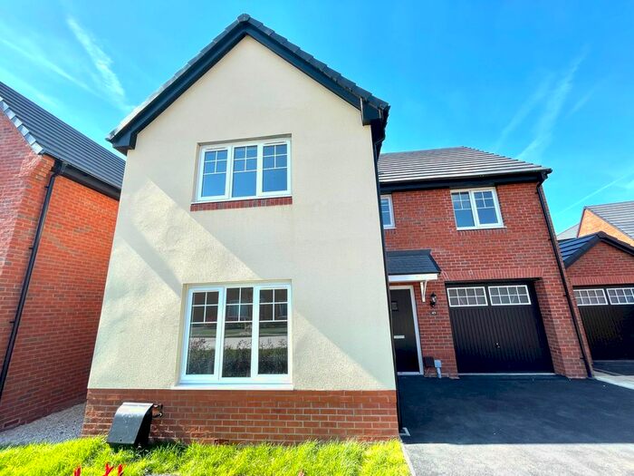 4 Bedroom Property To Rent In Roman Crescent, Chester, CH4