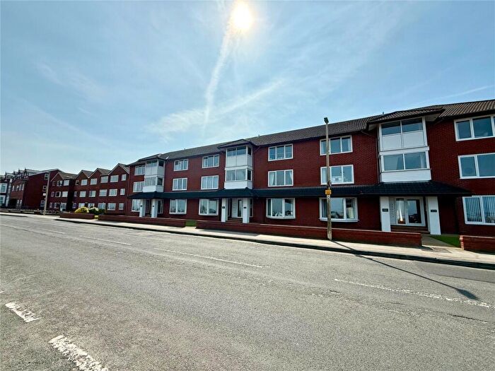 2 Bedroom Flat For Sale In The Esplanade, Knott End-on-Sea, Poulton-le-Fylde, Lancashire, FY6