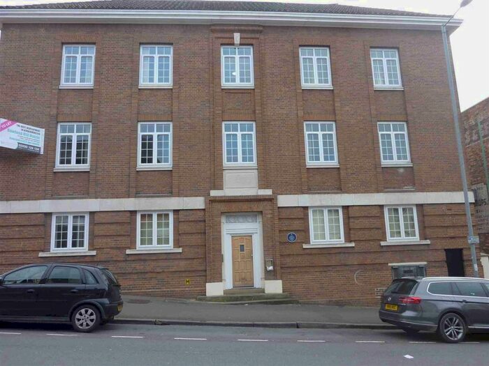 1 Bedroom Flat To Rent In Blackwell Street, Kidderminster, DY10