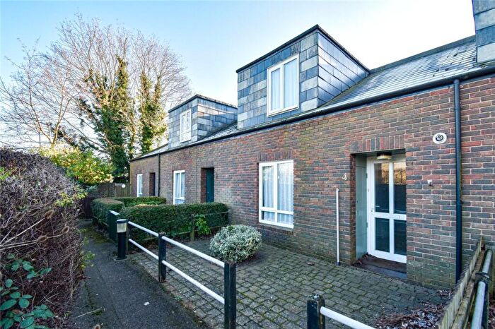 2 Bedroom Terraced House To Rent In Rackham Close, Cambridge, CB4