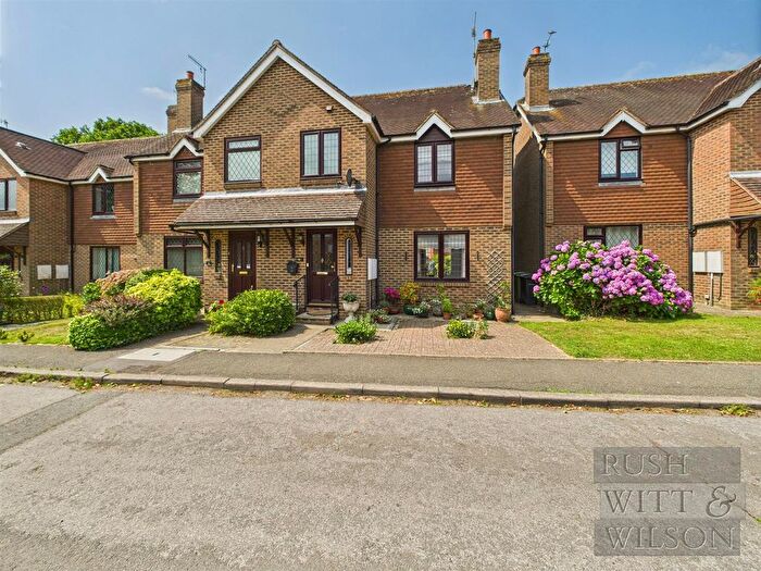 3 Bedroom Semi-Detached House For Sale In Gammons Way, Sedlescombe, TN33