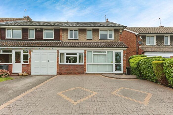 3 Bedroom End Of Terrace House For Sale In Breeden Drive, Curdworth, Sutton Coldfield, Warwickshire, B76