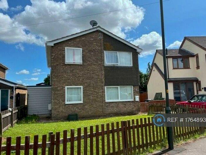 4 Bedroom Detached House To Rent In Dean Court, Lydney, GL15