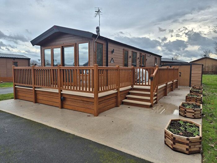 2 Bedroom Mobile/park Home For Sale In Abbey Lane, Lathom, Ormskirk, L40