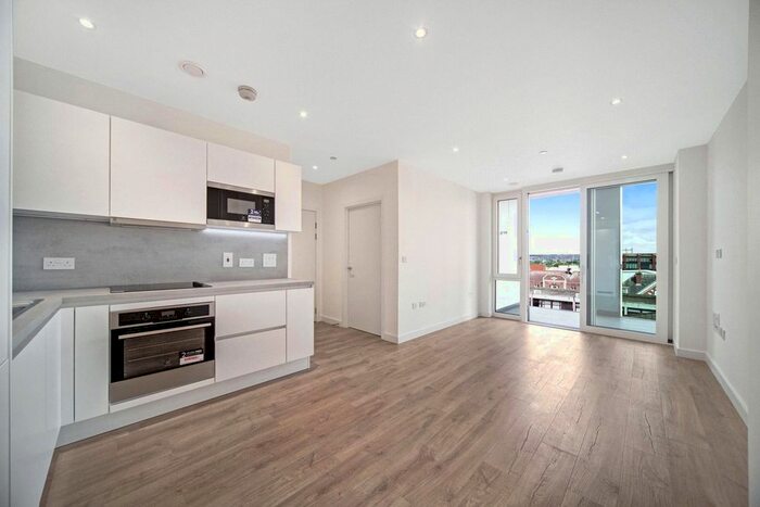 1 Bedroom Flat To Rent In Hartley Apartments, Harrow Square, HA1