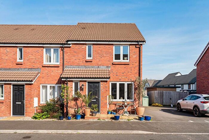 3 Bedroom End Of Terrace House For Sale In Buzzard Way, Cranbrook., EX5