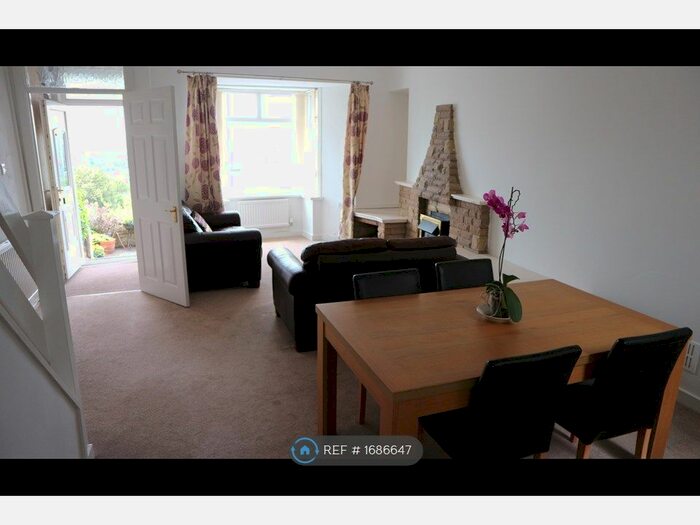 2 Bedroom Terraced House To Rent In Seaview Terrace, Swansea, SA1