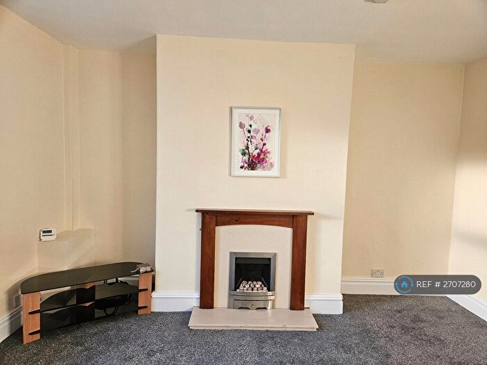 2 Bedroom Terraced House To Rent In St. Thomas's Road, Huddersfield, HD1